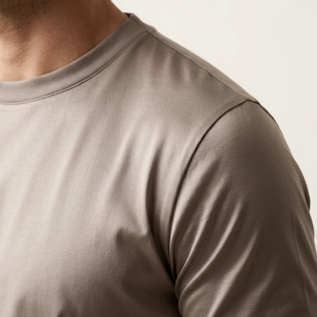 T-Shirt Éclat Doux Faucon