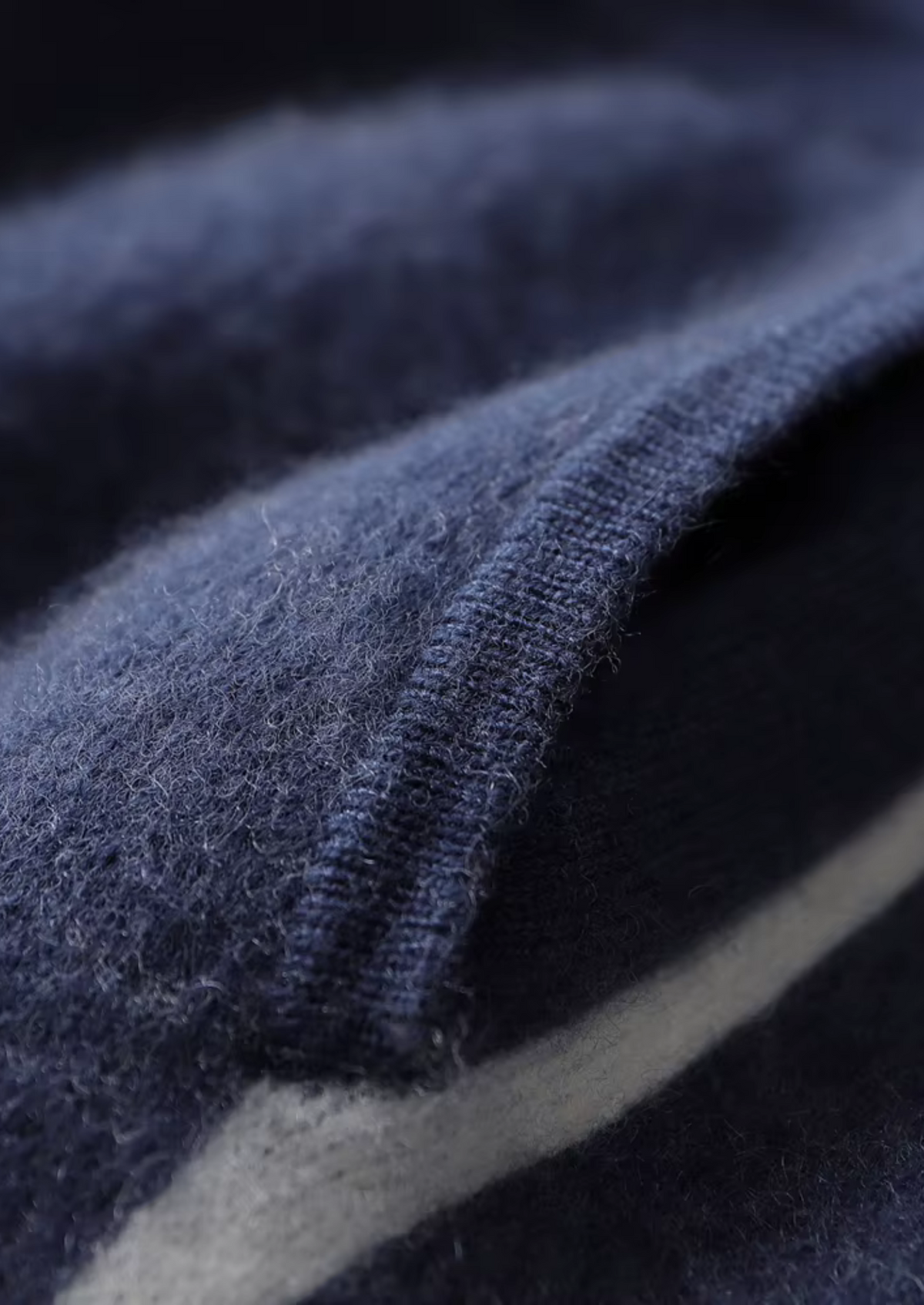 Survêtement en Cachemire Bleu Marine Milano