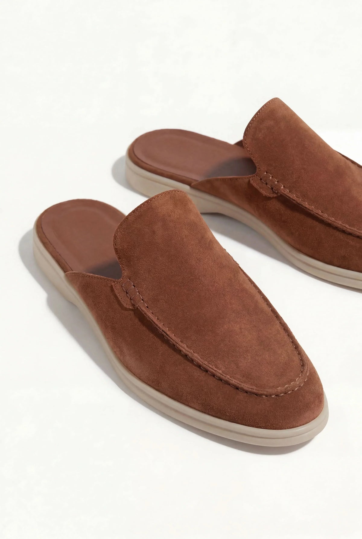 Mule en Daim Grenat