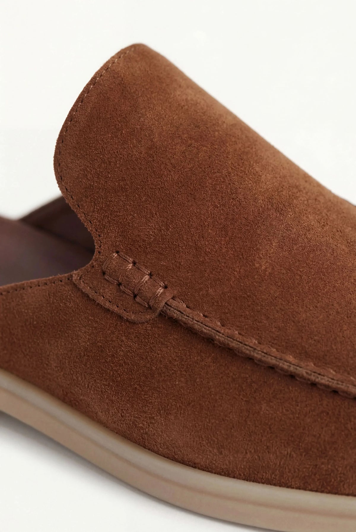 Mule en Daim Grenat
